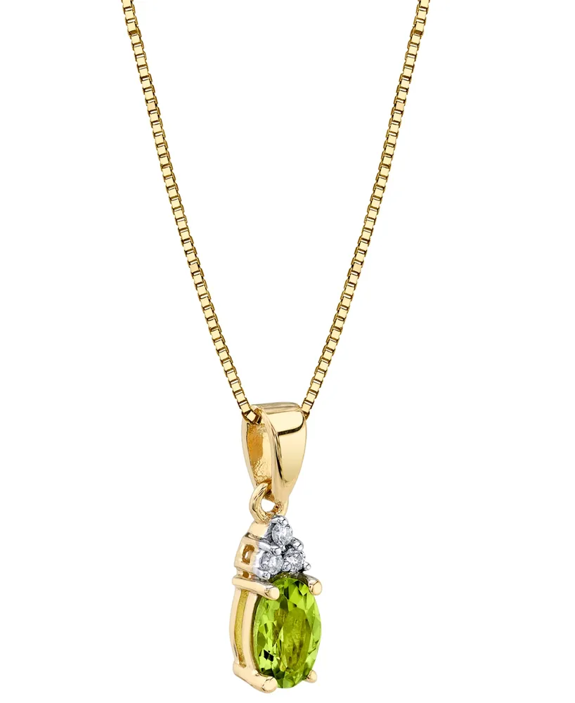 Peridot (1/2 ct. t.w.) & Diamond (1/20 ct. t.w.) 18" Pendant Necklace in 14k Gold
