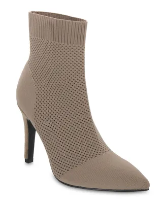 Mia Women's McKinley Dress Pointed Toe Booties