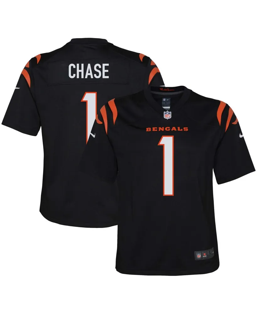 Ja'Marr Chase Cincinnati Bengals Unsigned Catching A Pass in White Alternate Jersey Photograph