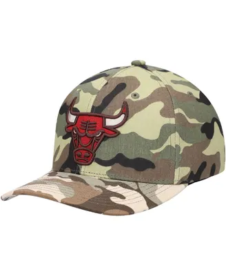 Men's Mitchell & Ness Camo Chicago Bulls Woodland Desert Snapback Hat