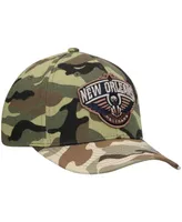 Men's Mitchell & Ness Camo New Orleans Pelicans Woodland Desert Snapback Hat