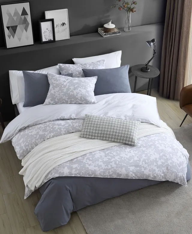 Kenneth Cole New York Abstract Stripe Duvet Cover Set - Full/Queen - Grey