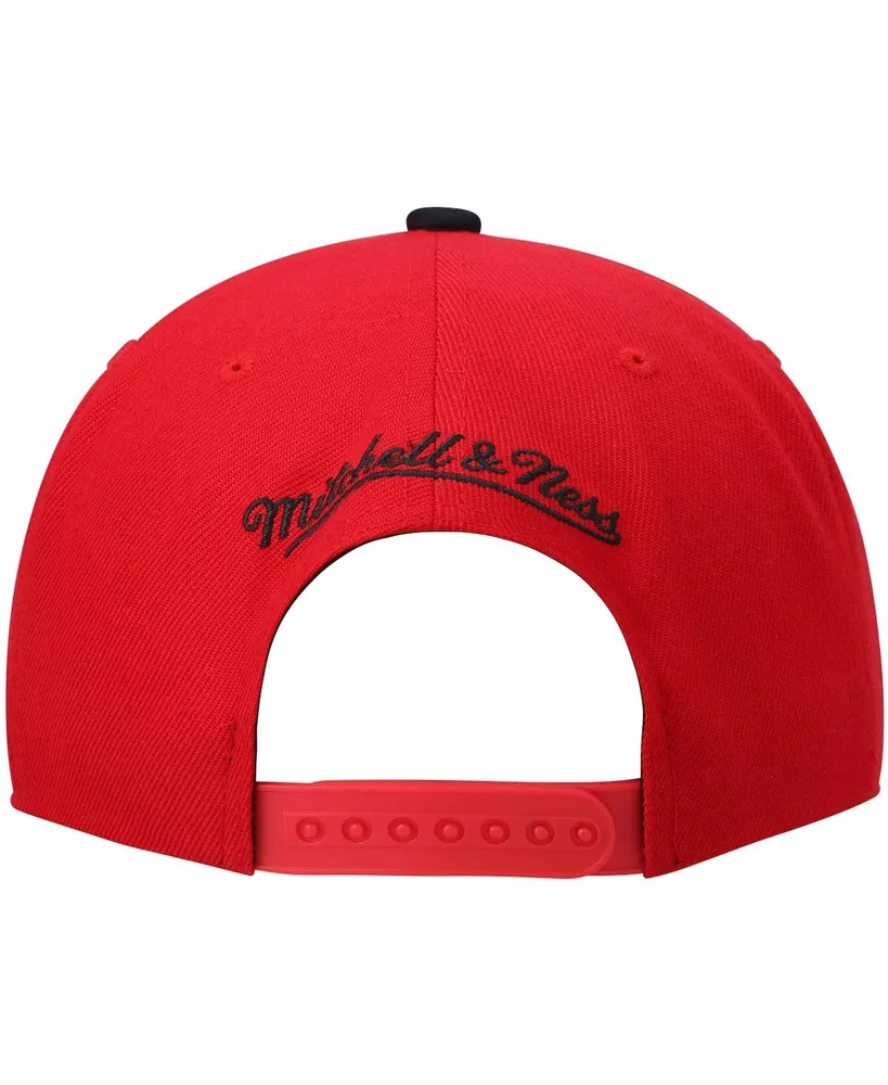 Men's Mitchell & Ness Red and Black Portland Trail Blazers Hardwood Classics Team Two-Tone 2.0 Snapback Hat