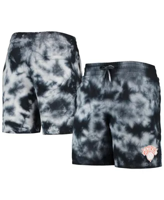 Men's New Era Black York Knicks Fleece Tie-Dye Shorts