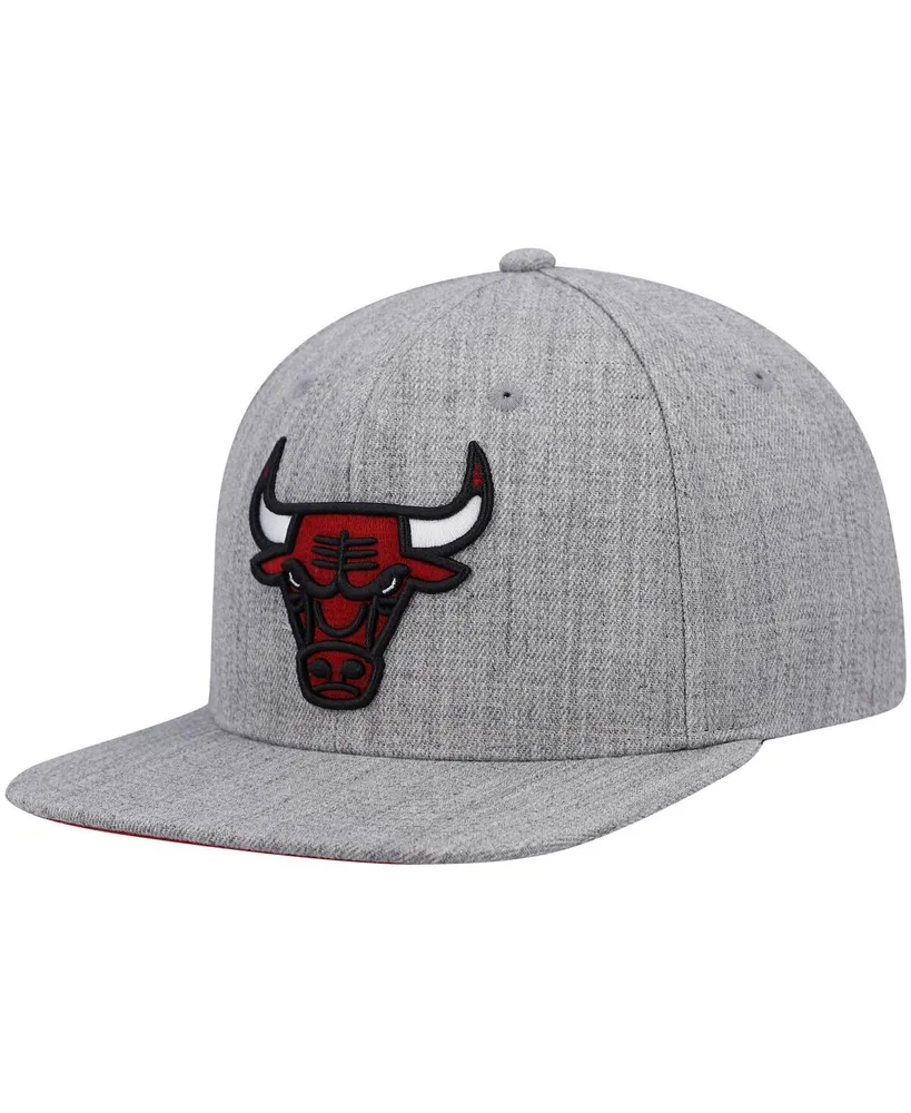 Men's Mitchell & Ness Heathered Gray Chicago Bulls 2.0 Snapback Hat