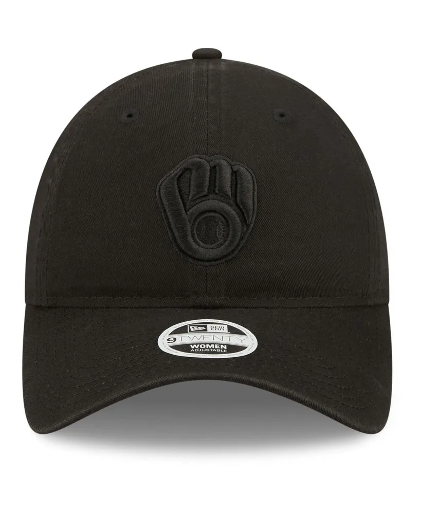 Women's New Era Milwaukee Brewers Black on Black Core Classic Ii 9TWENTY Adjustable Hat