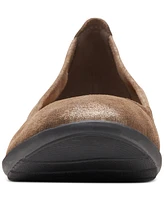 Clarks Women's Jenette Ease Slip-On Flats