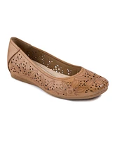 Baretraps Women's Mariah Slip On Flats