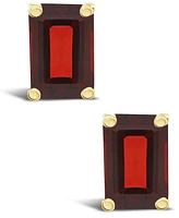 Garnet (1-1/2 ct.t.w) Stud Earrings 14K White Gold or Yellow