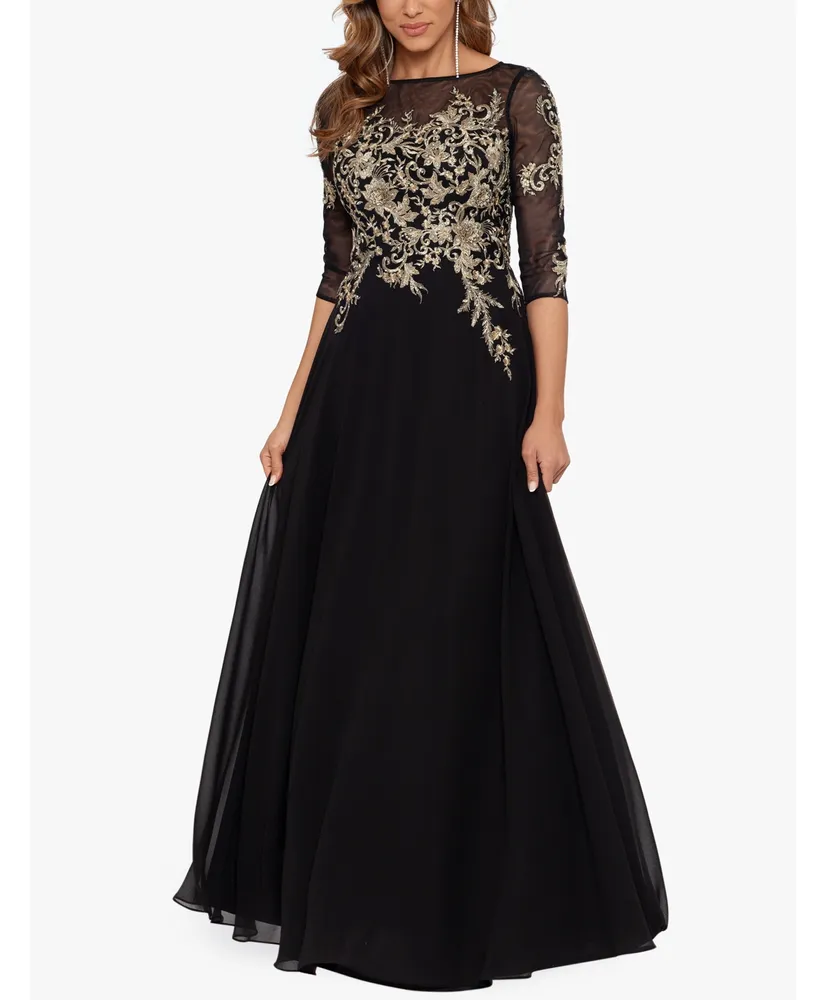 Betsy & Adam Embroidered 3/4-Sleeve Gown