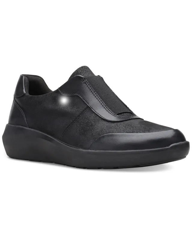 Clarks Women's Kayleigh Peak Slip-On Low-Top Sneakers