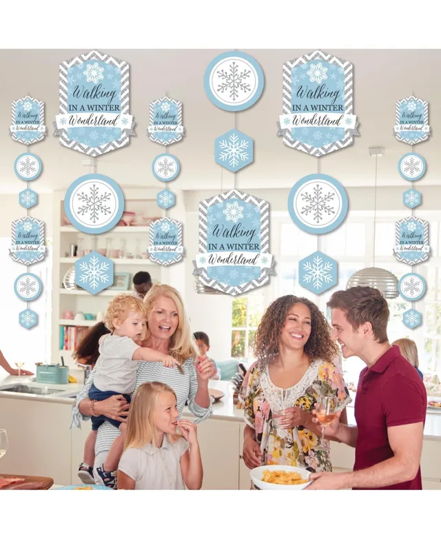 Big Dot of Happiness Winter Wonderland - Snowflake Holiday Party and Winter  Wedding Supplies - Banner Decoration Kit - Fundle Bundle