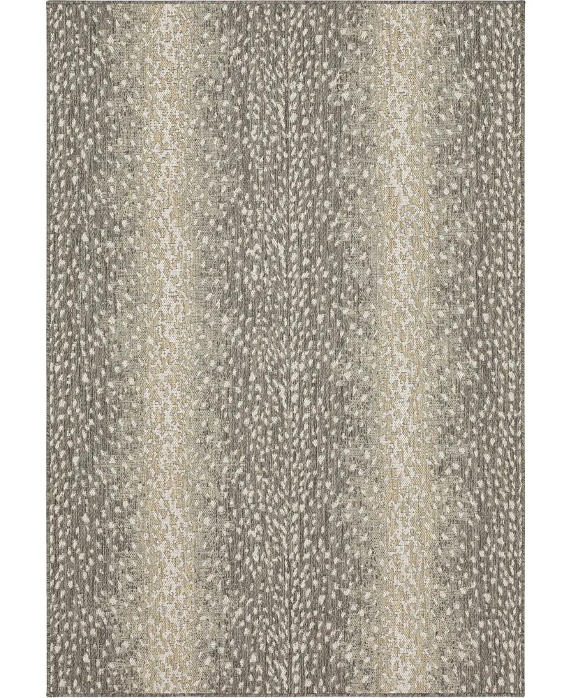 Mohawk Malibu Outdoor Antelope Hide 5'3" x 7'6" Area Rug