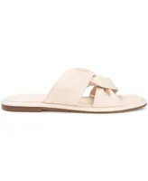 Journee Signature Women's Kanndice Twisted Slip-On Sandals