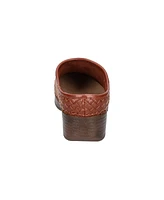 Bella Vita Women's Motto Clogs