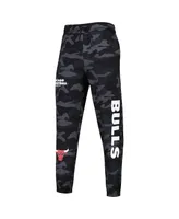 Men's New Era Black, Camo Chicago Bulls Tonal Joggers