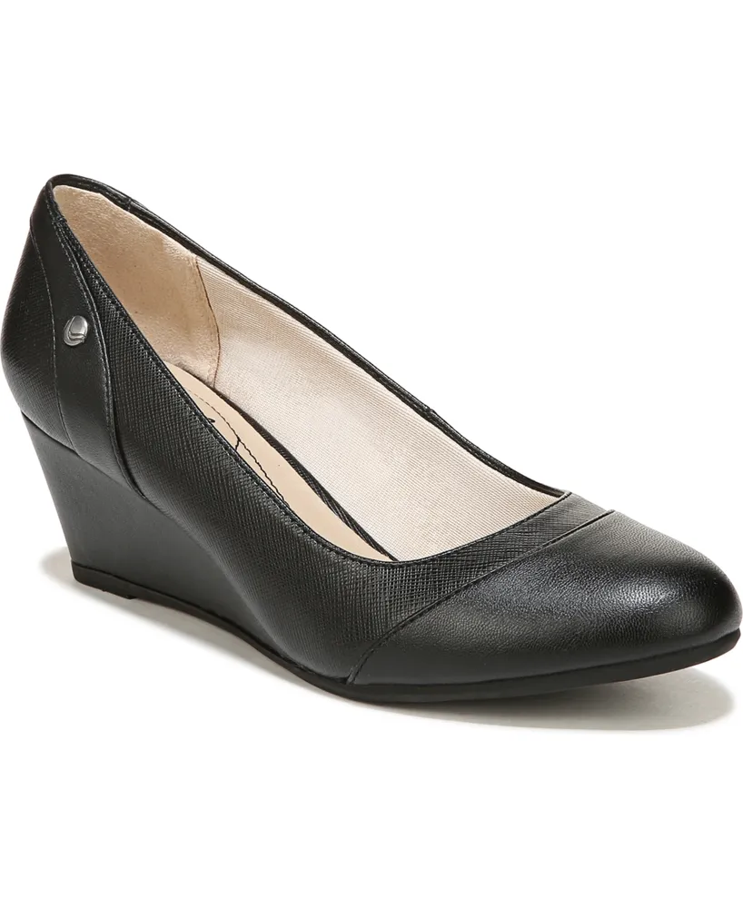 LifeStride Dreams Wedge Pumps