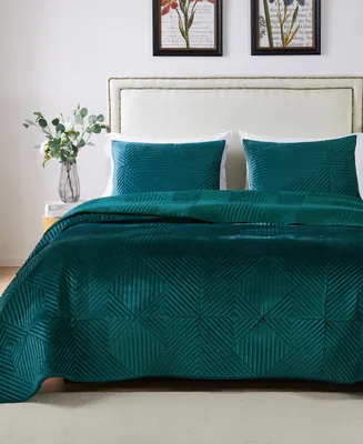 Greenland Home Fashions Riviera Velvet Finely Stitched 3 Piece Quilt Set