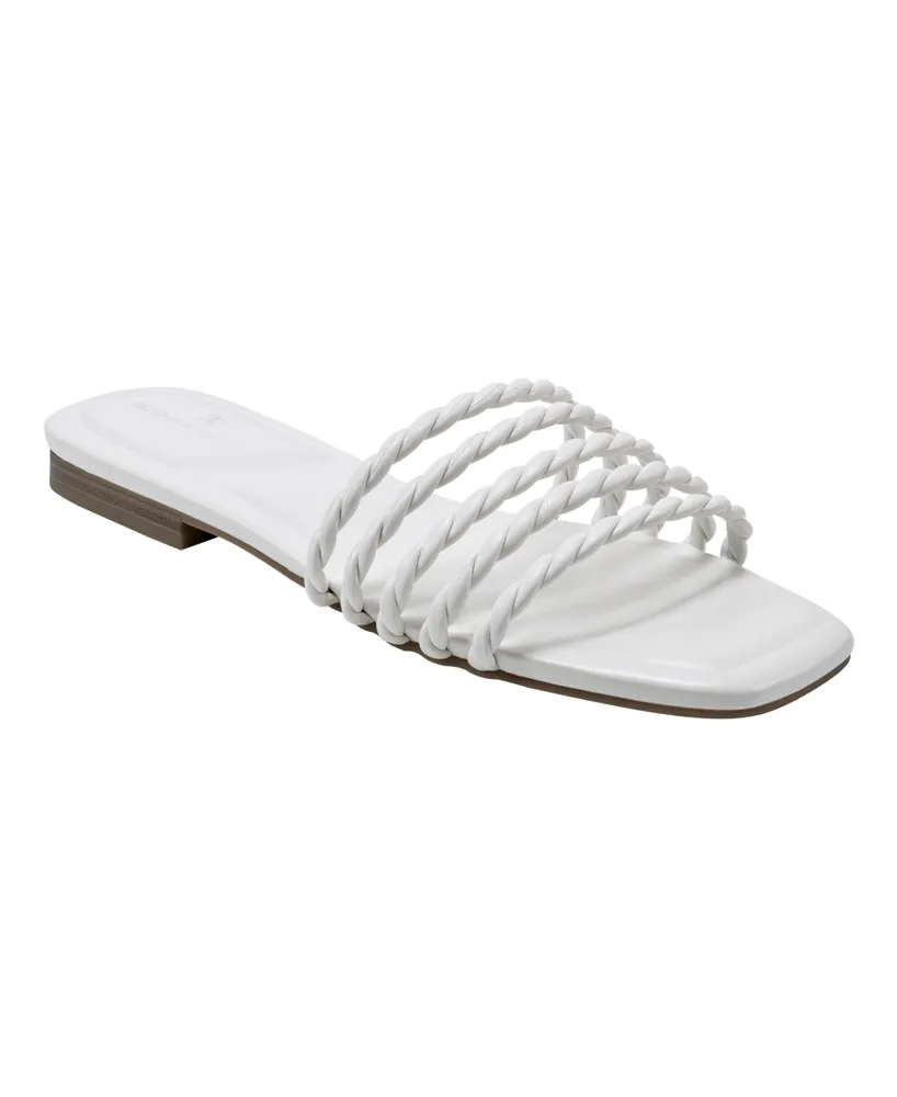 Bandolino Women's Soyou Open Toe Flat Slip On Sandals