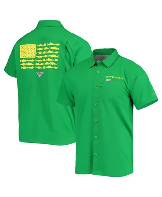Men's Columbia Pfg Green Oregon Ducks Slack Tide Camp Button-Up Shirt