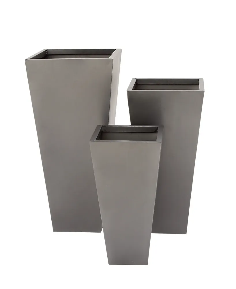 Metal Indoor Outdoor Light Weight Planter with Tapered Base and Polished Exterior Set of 3