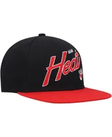 Men's Mitchell & Ness Black Miami Heat Team Script 2.0 Fitted Hat