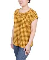 Ny Collection Women's Extended Sleeve Top with Grommets