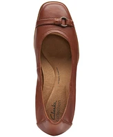 Clarks Women's Lyrical Sky O-Ring Strapped Ballet Flats