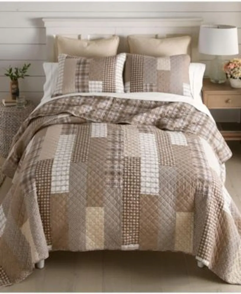 Donna Sharp Highalnd Plaid Reversible 3 Piece Quilt Set Collection