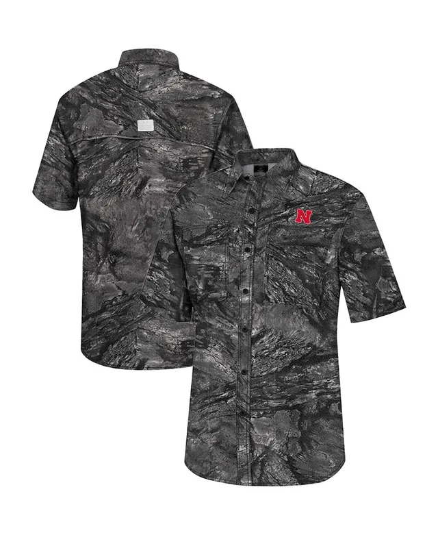 Lids Iowa Hawkeyes Colosseum Realtree Aspect Charter Full-Button Fishing  Shirt - Charcoal