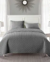 Nina 3-Piece Full/Queen Embossed Quilt Set