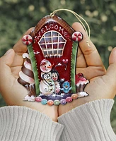 Designocracy A Season of Sweet Christmas Wooden Ornaments Holiday Decor J. Mills-Price