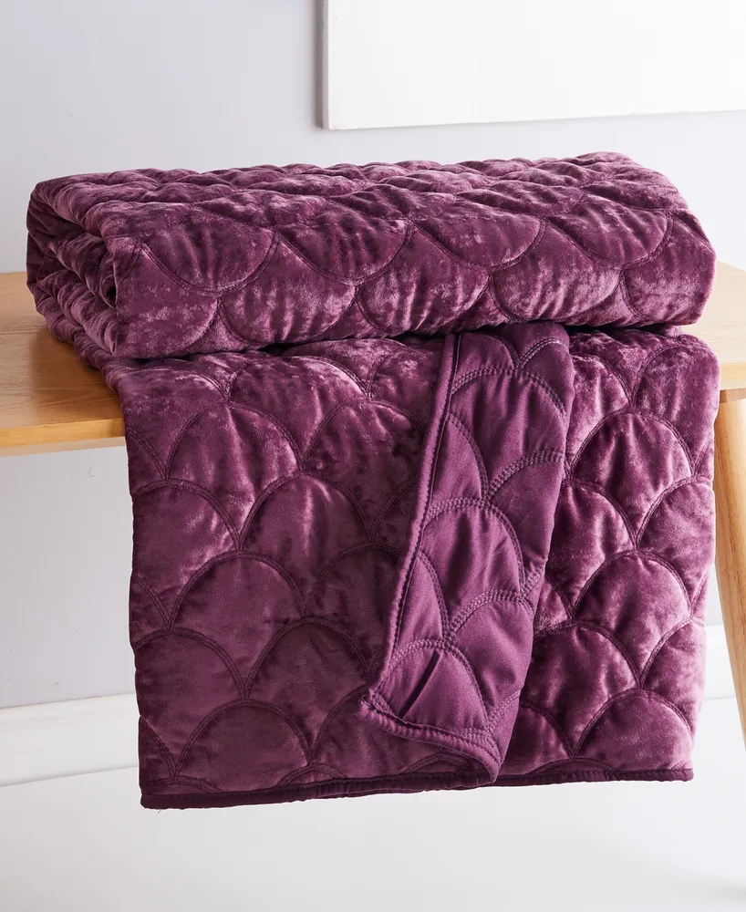 Levtex Ellora Velvet Reversible Quilted Throw, 50" x 60"