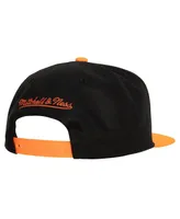 Men's Mitchell & Ness Black Anaheim Ducks Core Team Ground 2.0 Snapback Hat