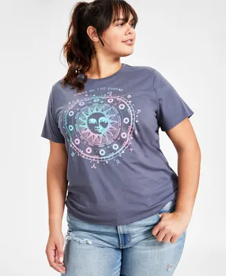 Rebellious One Trendy Plus Black Sun Zodiac Graphic Print T-Shirt