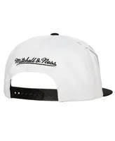 Men's Mitchell & Ness White Brooklyn Nets Hot Fire Snapback Hat