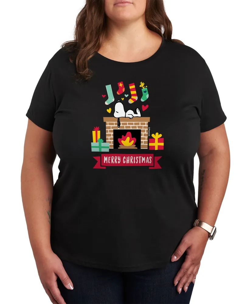 Trendy Plus Snoopy Fireplace Merry Christmas Graphic T-shirt