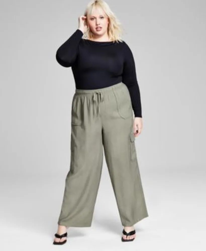 Plus Size High-Rise Cargo Pants