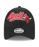 Women's New Era Black Chicago Bulls Cheer Tail sweep 9FORTY Adjustable Hat