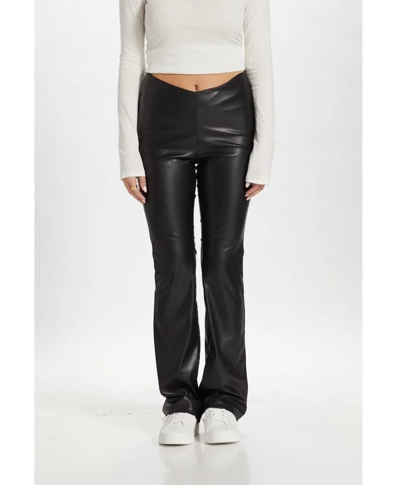 Petite Pleated Tapered Pants in Faux Leather