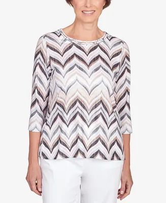 Alfred Dunner Women's Classic Neutrals Shimmering Chevron 3/4 Sleeve Top