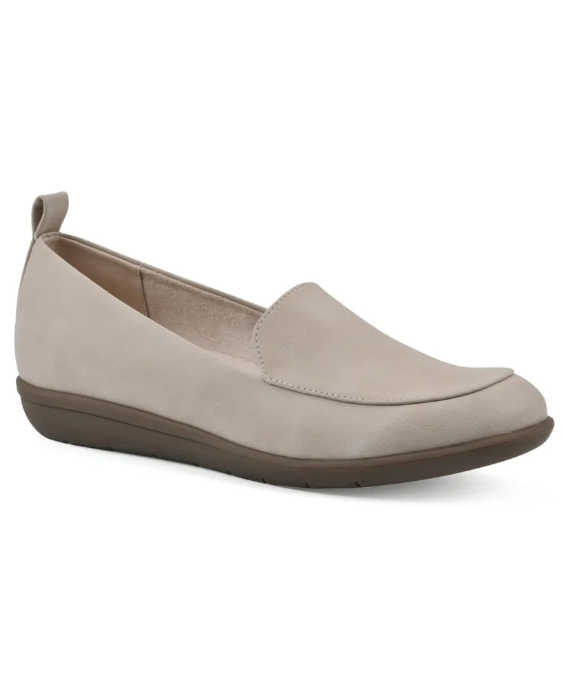 Cliffs by White Mountain Women's Twiggy Moc Loafer