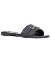 Women's Naia Flat Sandal