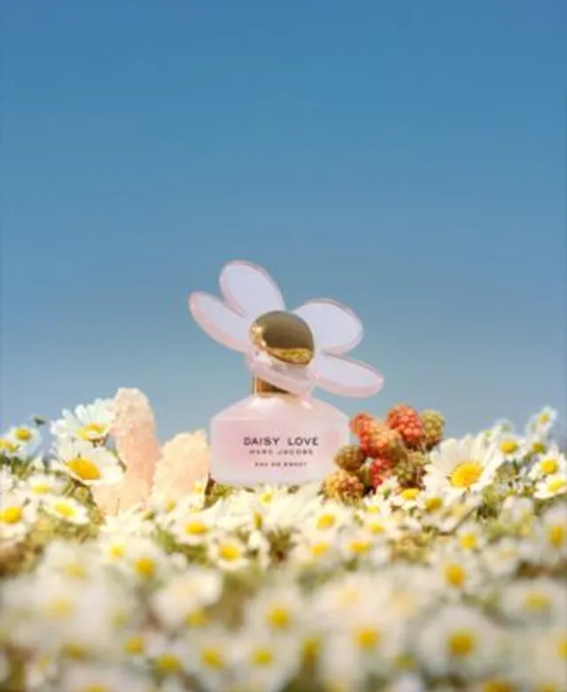 Marc Jacobs Daisy Ever So Fresh Eau de Parfum Fragrance Collection