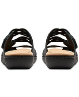 Clarks Laurieann Ruby Scalloped Strap Slide Sandals