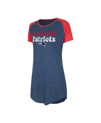 Women's Concepts Sport Navy, Red Distressed New England Patriots Raglan V-Neck Nightshirt