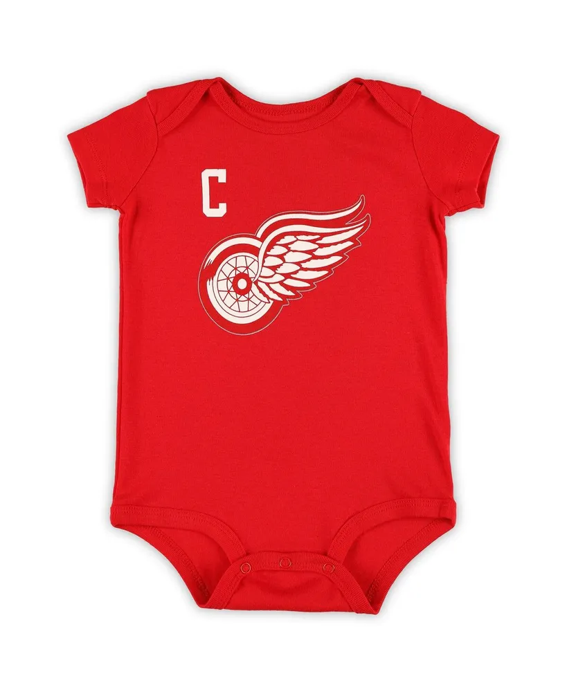 Baby Boys and Girls Mitchell & Ness Gordie Howe Red Detroit Red Wings Name and Number Bodysuit