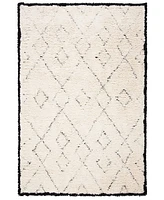 Safavieh Casablanca 917 CSB917 2'6" x 6' Area Rug