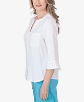 Alfred Dunner Petite Summer Breeze V-neck Button Down Gauze Top