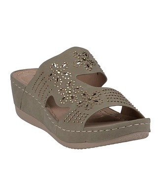 Gc Shoes Women's Santiago Perforated Studded Slip-On Wedge Sandals